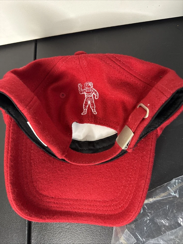 Gorra ajustable de lana roja Billionaire Boys Club con bolsa O/S pequeño agujero Foto 4 de 4