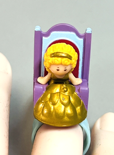 Vintage 1990 Polly Pocket Bluebird Polly Plays Princess Ring COMPLETE