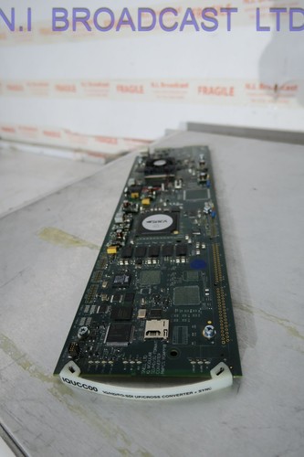 Snell wilcox iqucc00 3G / HD / SD up / cross converter and frame sync will co - 第 1/3 張圖片