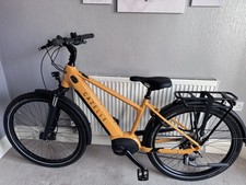 Nearly New Gazelle Medeo T10 HMB Mid Step Medium frame bike for sale.