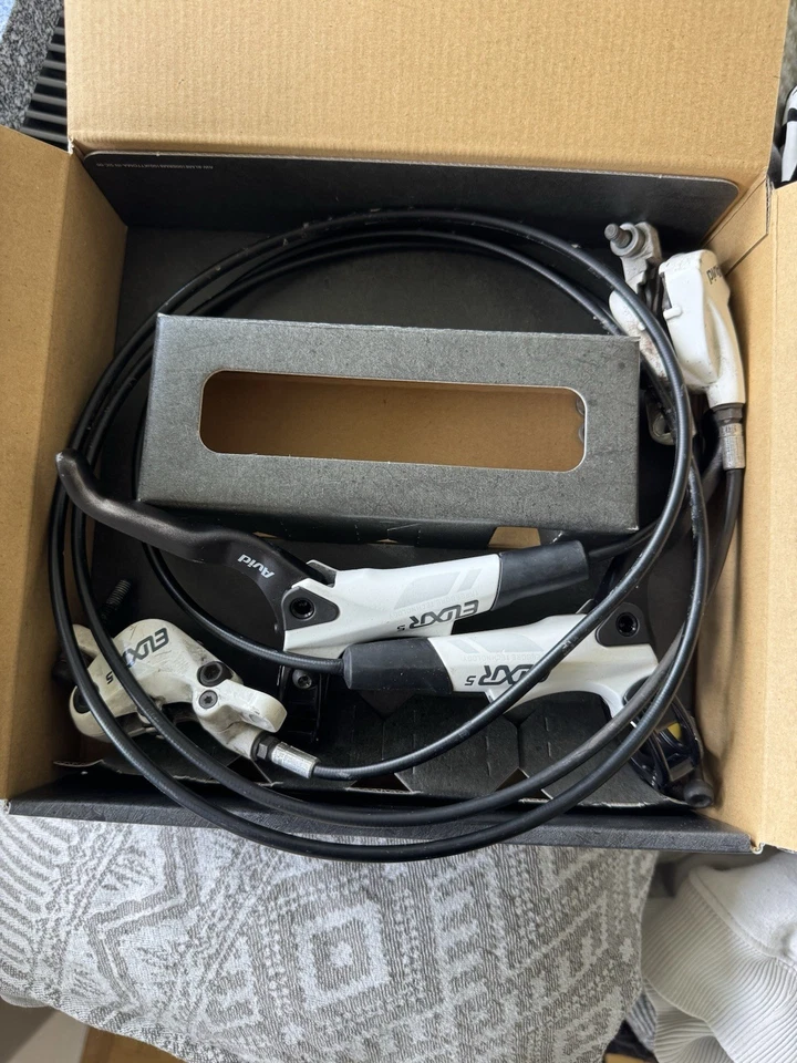 Avid Elixir 5 Bremsen V+H