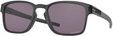 Oakley 0Oo9358 Latch Sq A Rectangle Sunglasses - Matte Black / Prizm Grey -