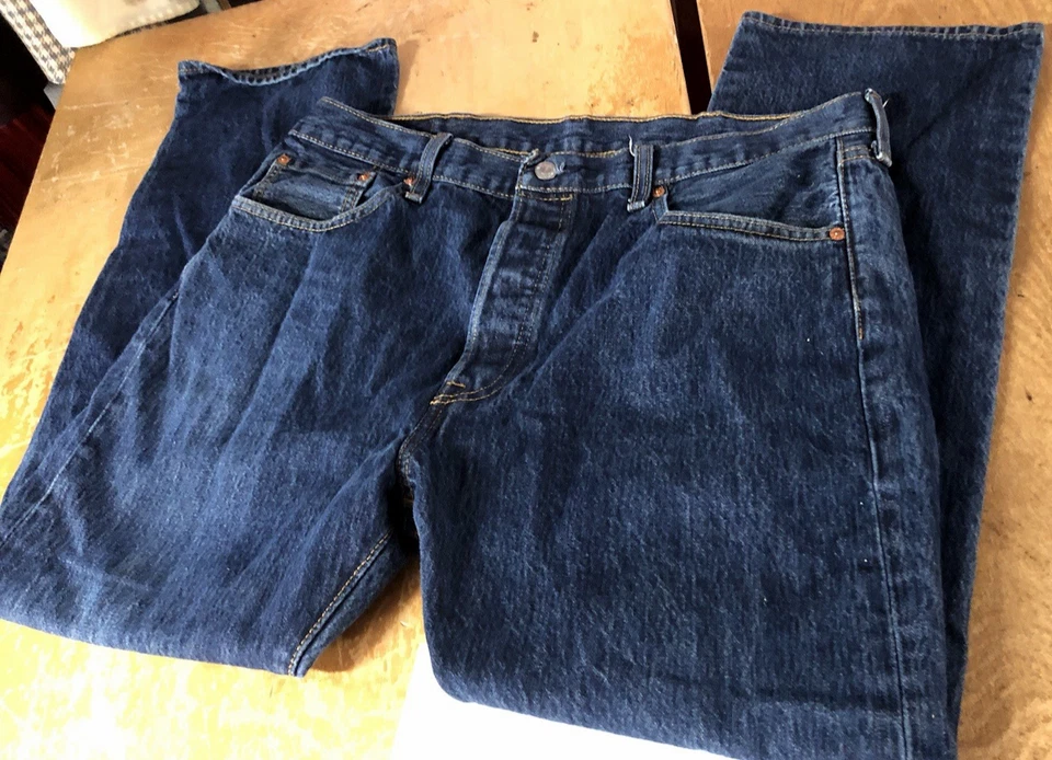 Pantalones de mezclilla Levis 501-0115 originales rectos con botones lavado oscuro para hombre 38x30 (37x28,5) Foto 4 de 4