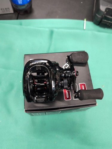 13 Fishing Inception ING2P Power Baitcast Reel 5.3:1 Right Handed Gerald Swindel - Picture 1 of 6