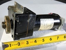 RAE 24V DC Gear Motor 105 RPM 45 in lb w/ HEDM 5600 Encoder P/N 2423247 Used