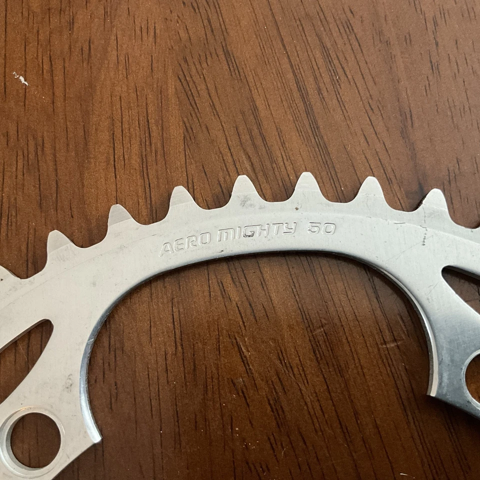 Plato Sugino Aero Mighty vintage - 50 dientes - 144 BCD - 5 pernos - usado Foto 2 de 4