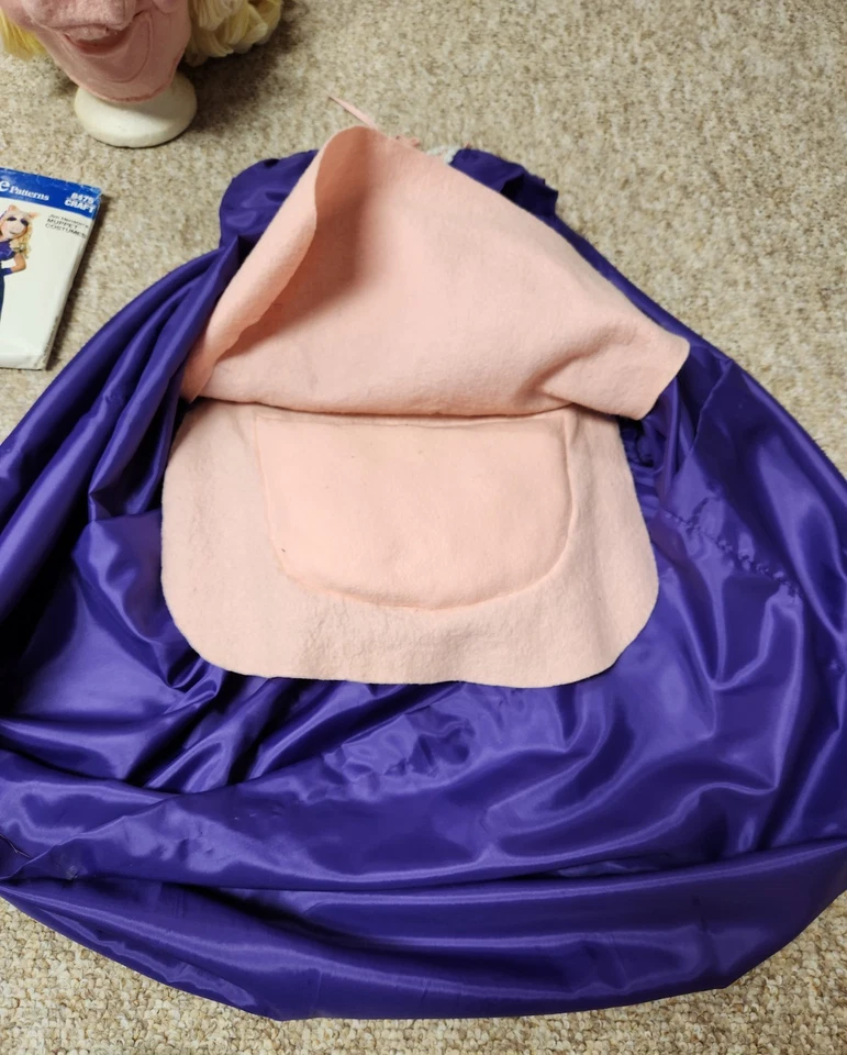 Disfraz de Miss Piggy NIÑOS Hecho a Mano Máscara, Vestido, Guantes y Patrón Talla M Foto 3 de 4