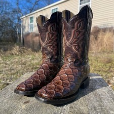 Brown Fish Pirarucu Skin Boots. Square Toe Cowboy Boots. Bota De Piel Pescado.