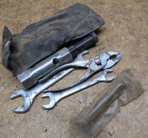 1996 Yamaha YFH250 250 Timberwolf Tool Kit Bag Tools Holder Pouch 1997 1998 96