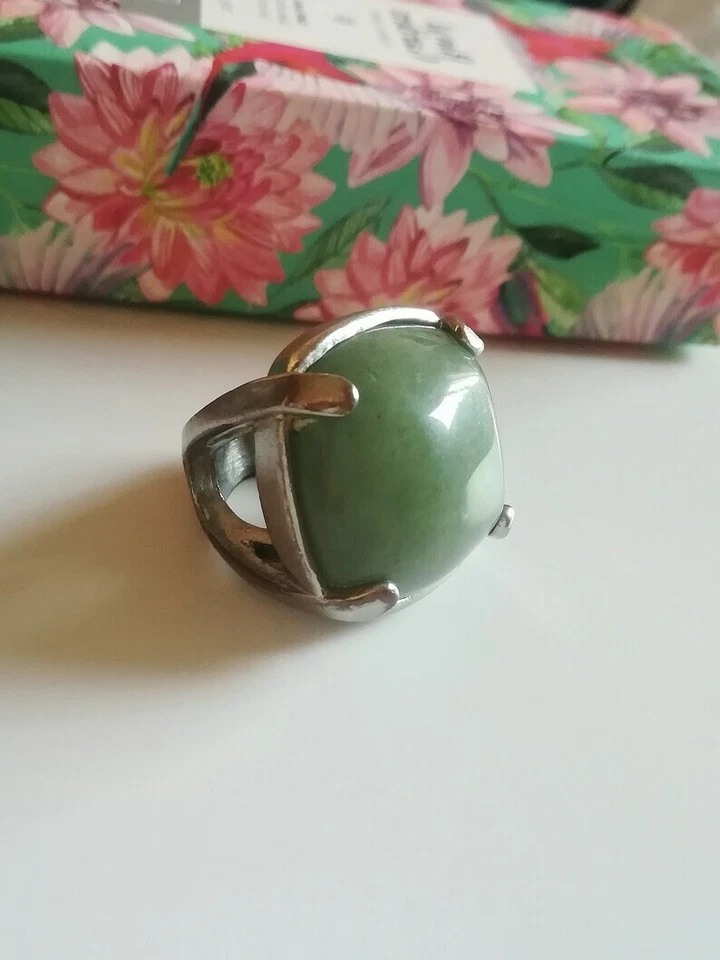 ANELLO GIADEITE VERDE NATURALE ART DÉCO, ANELLO DESIGN VINTAGE GIADA E ARGENTO - Immagine 2 di 4