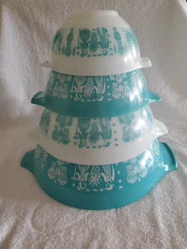 PYREX AMISH BUTTERPRINT CINDERELLA(441/442/443/444)NESTING MIXING BOWLS-SET OF 4
