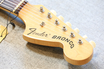 Fender Bronco ビンテージ Vintage! 1974 Fender Bronco Electric Guitar Dakota Red + Case | eBay