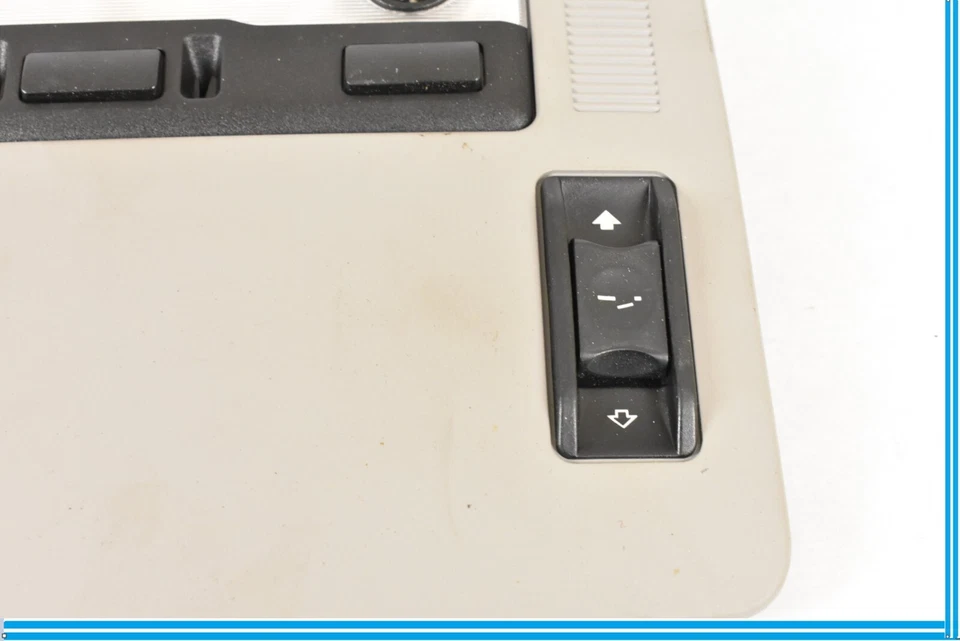 2000 - 2005 Bmw 740I E63 Oem Front Upper Overhead Light Panel Sos 7062986 Oem - Image 3 of 4