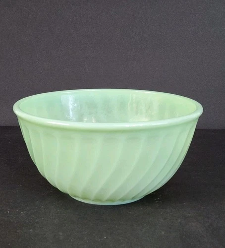 Vintage Fire-King Jadeite Green Swirl Bowl 8" Mixing, Serving  Made in USA