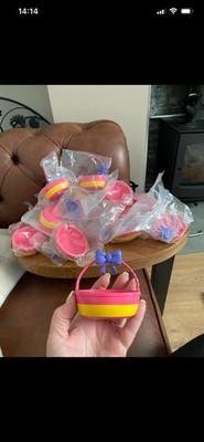 Osterkörbe.  Kleine süße Plastikkörbe