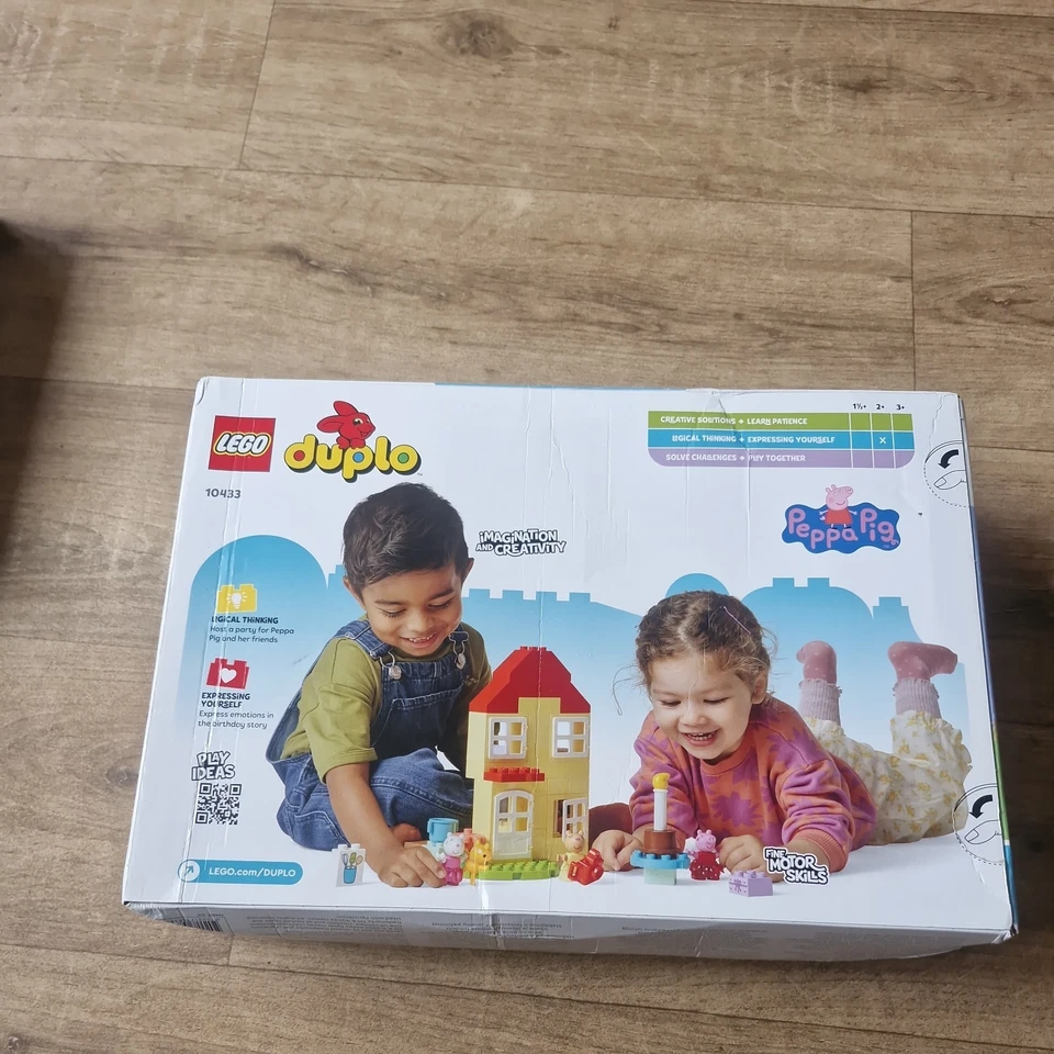LEGO Duplo Peppa Pig Birthday House 10433 brand new sealed  - Image 2 of 2