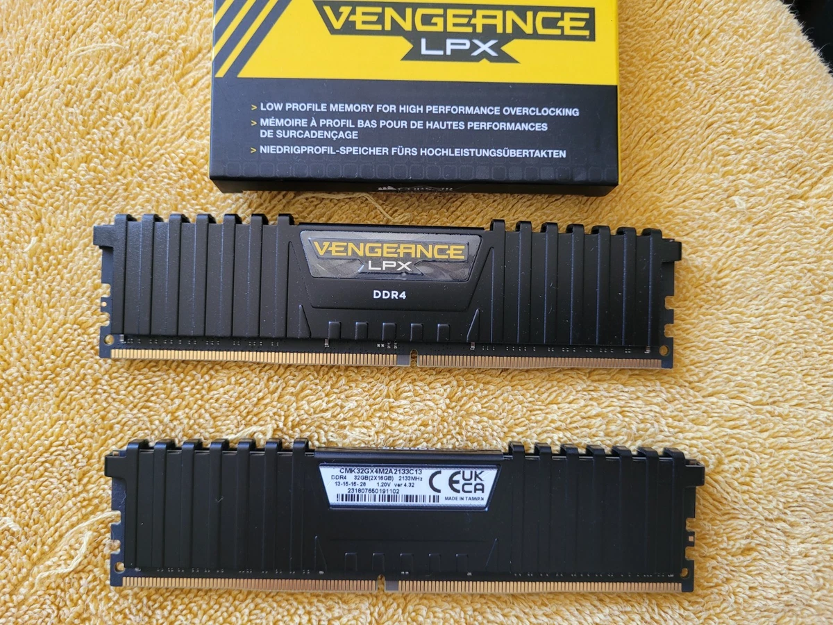 Corsair PC4-17000 (DDR4-2133) Bus Speed DDR4 SDRAM Memory (RAM