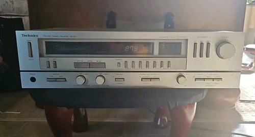 Vintage Technics SA-222 FM/AM Stereo Receiver Works!!