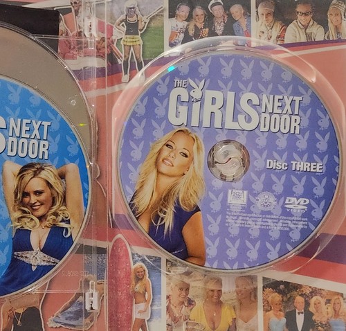 The Girls Next Door DVD Set : Season Four (Hugh Hefner) (Region 1, 2009) - Picture 5 of 5