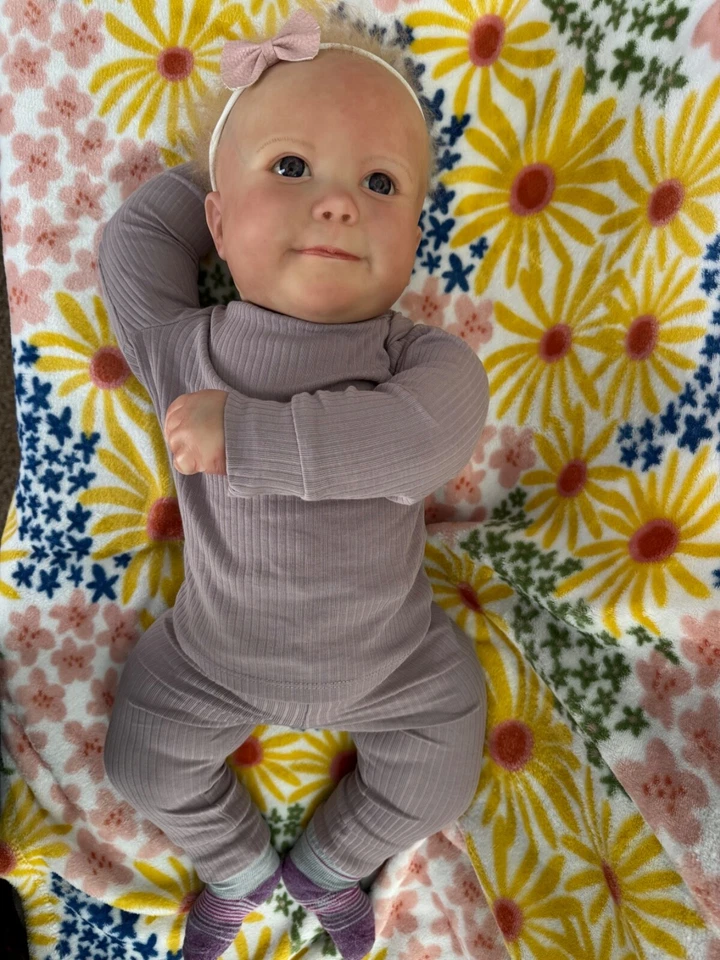 Realborn June Awake 25" 7 meses de idade - Imagem 3 de 4