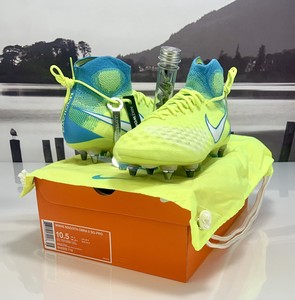 Nike Men's Magista Opus Leather Soccer Cleats .com