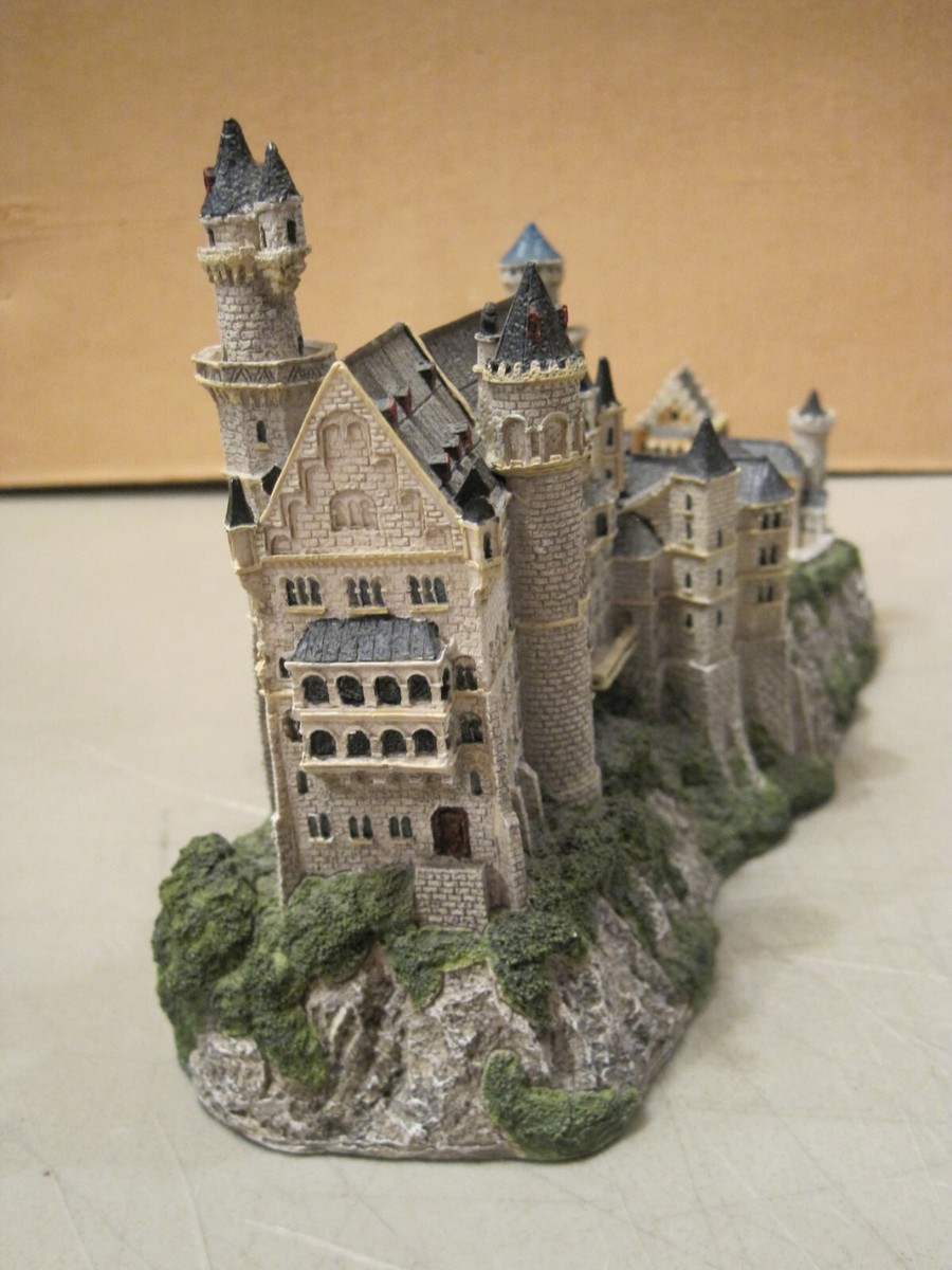 Yahoo!オークション - 西洋城ジオラマ その3 Danbury Mint Neuschwanst