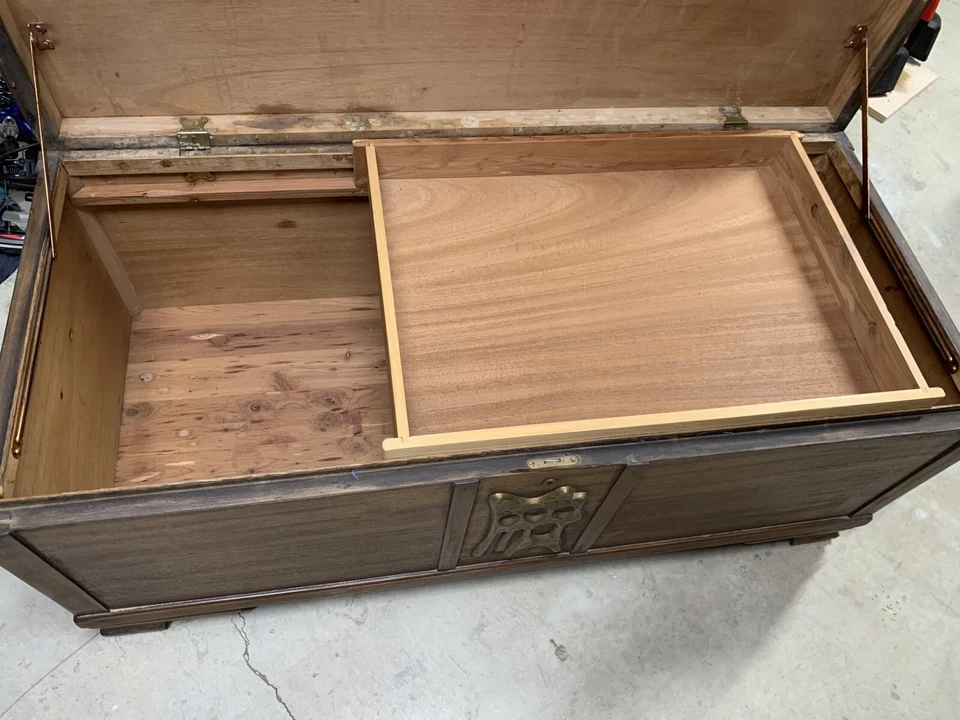 Continental Desk Co. Mahogany/Cedar Chest - Image 2 of 4
