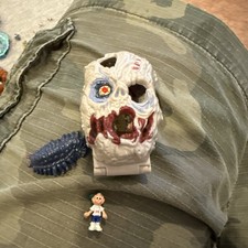 Mighty Max 1992, Bluebird Horror Heads Neutralizes Zomboid Near COMPLETE