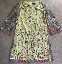 Tahari Arthur S Levin SZ 6 Floral Embroidered Mesh Yellow Lined Shift Dress