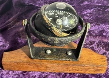 Ritchie. Pembroke, Mass. Nautical Compass. Solid Brass on Wooden Mount. L#20.