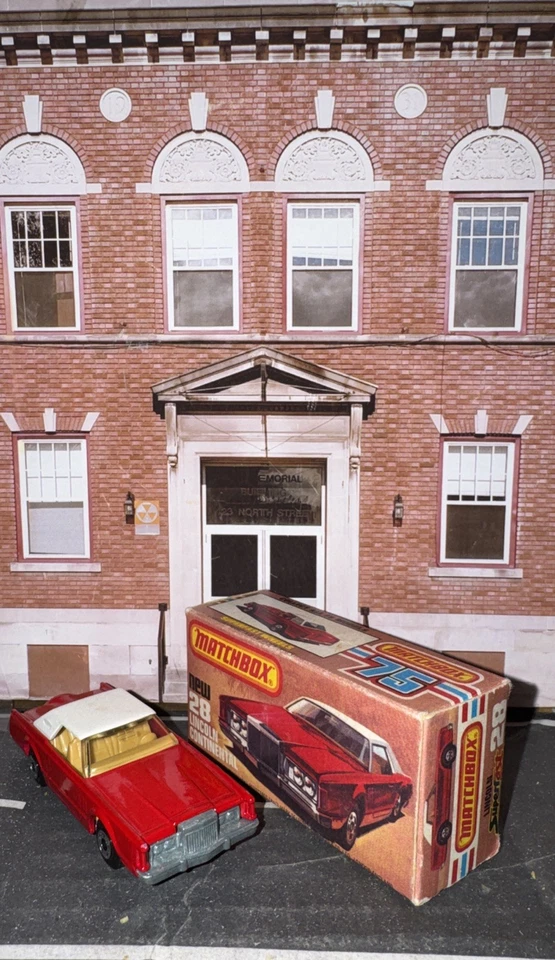 Matchbox Lesney Superfast No28 1979 Lincoln Continental новый с оригинальной коробкой 1:64 - Изображение 3 из 4