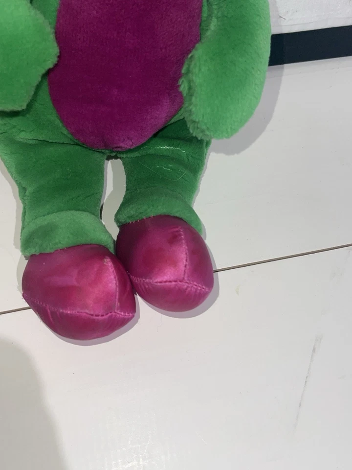 Vintage Y2K 90s Barney Purple Dino Baby Bop Plush And Book Stufffef Animal - Image 4 of 4