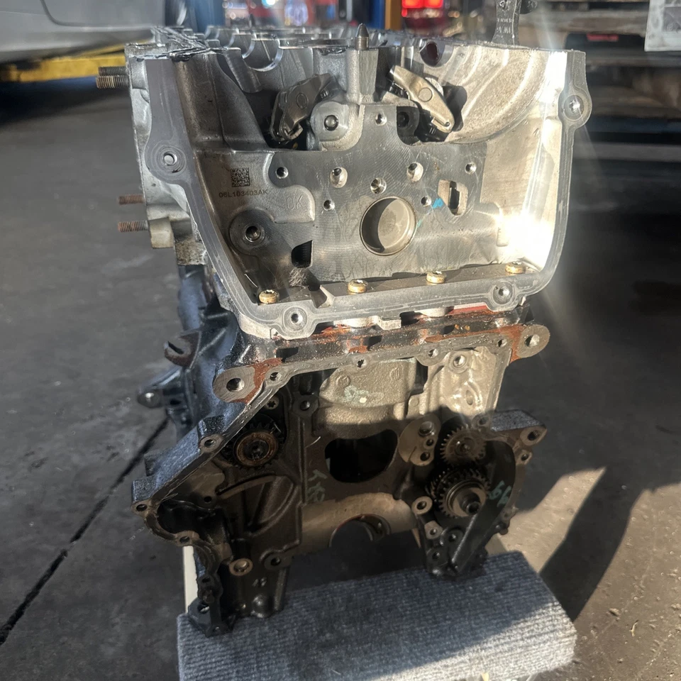 Bloque de cilindros de motor apto para VW Tiguan AUDI A4 A6 Q3 Q5 TT 06K103023 Foto 4 de 4