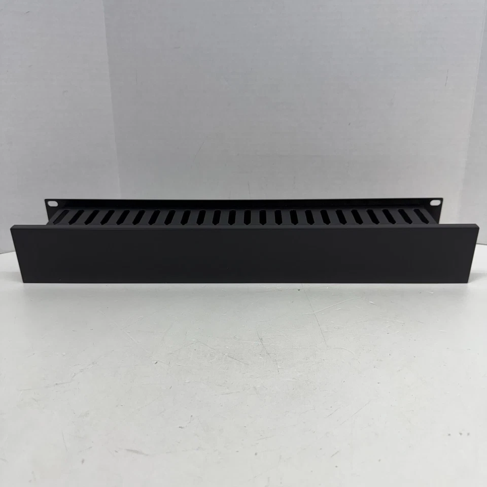 CablesToGo 03746 2U Horizontal Cable Management Panel – NEW - Image 4 of 4