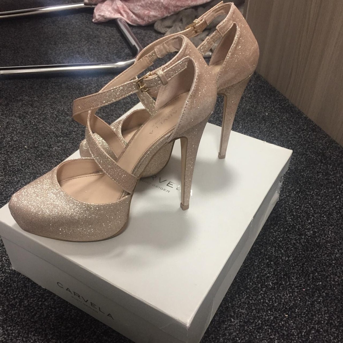 carvela rose gold shoes