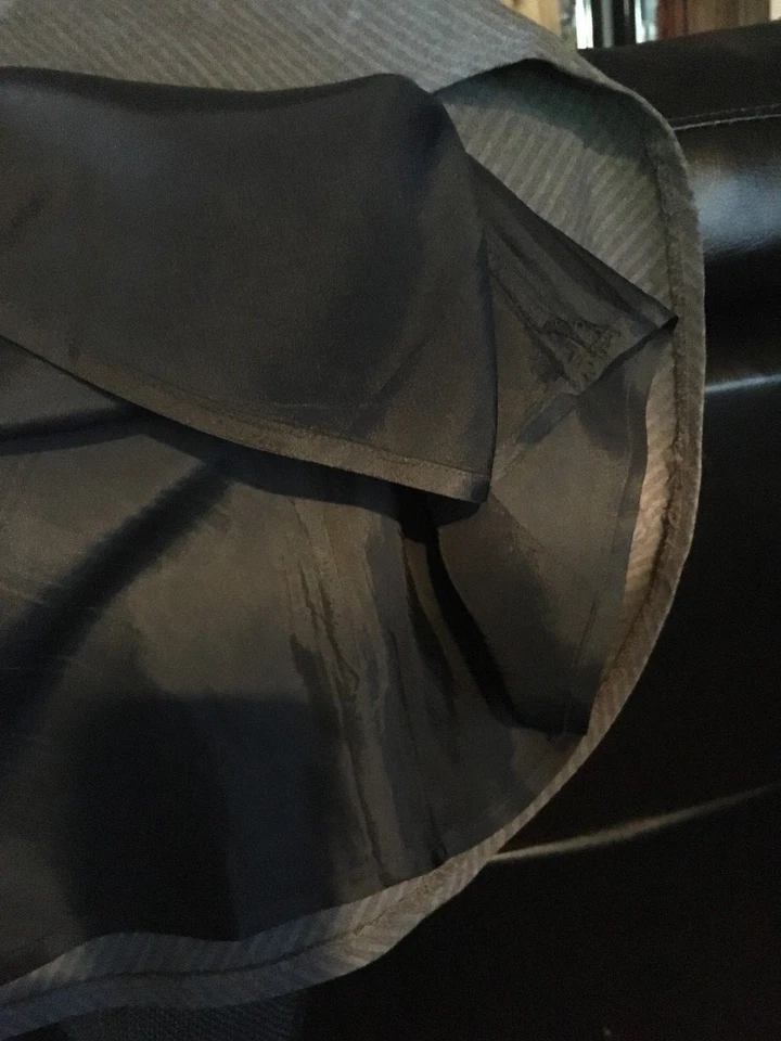 Saia esportiva elástica cinza Geoffrey Beene tamanho 14 feminina carreira casual listrada - Imagem 4 de 4