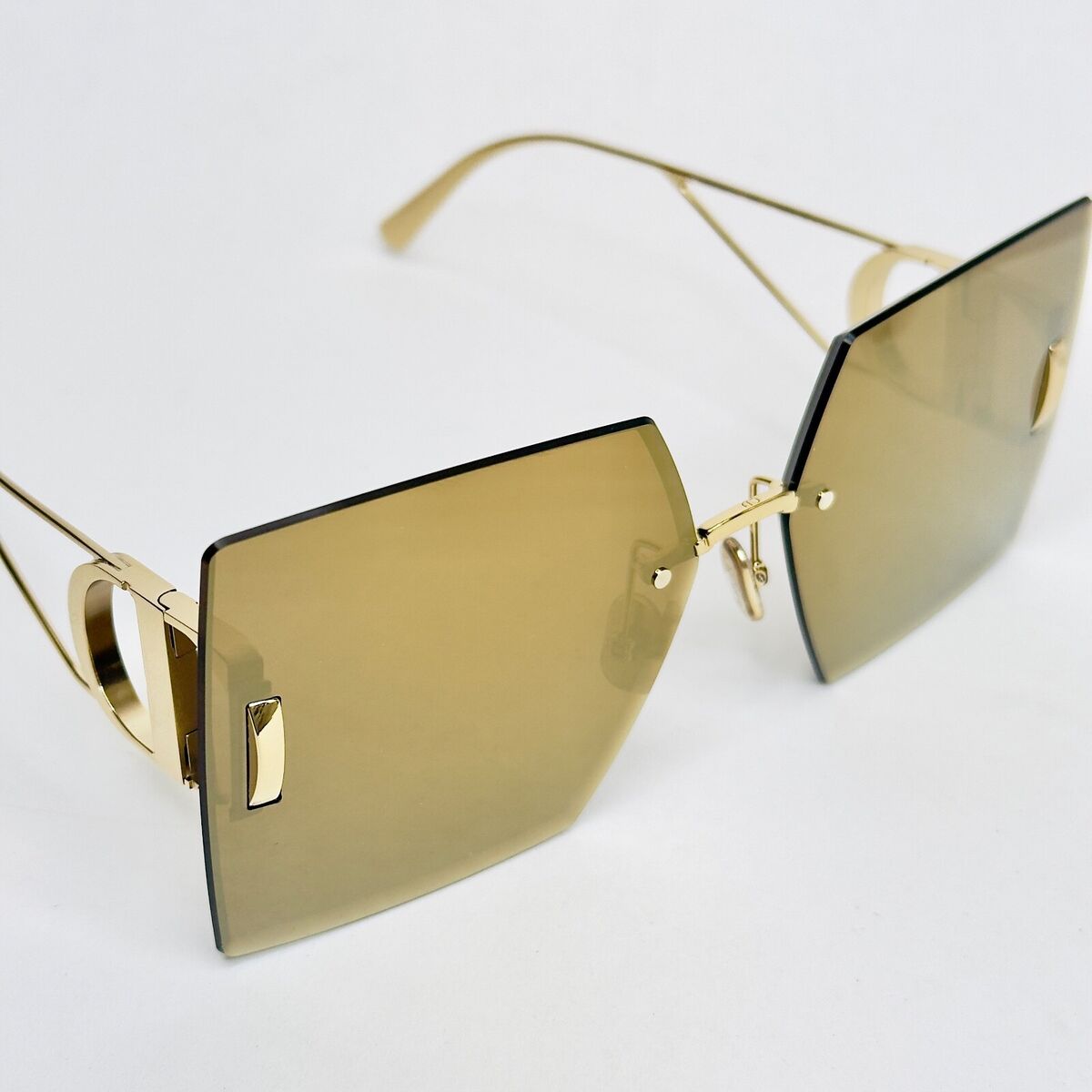 s-l1200.jpg s-l1200.jpg