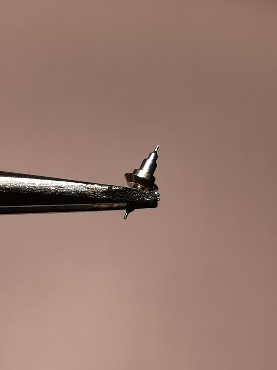Axe De Balancier Pour Montre - Référence MST 8 3/4 355 - Neuf Sans étiquette - Pièce Horlogerie Générique