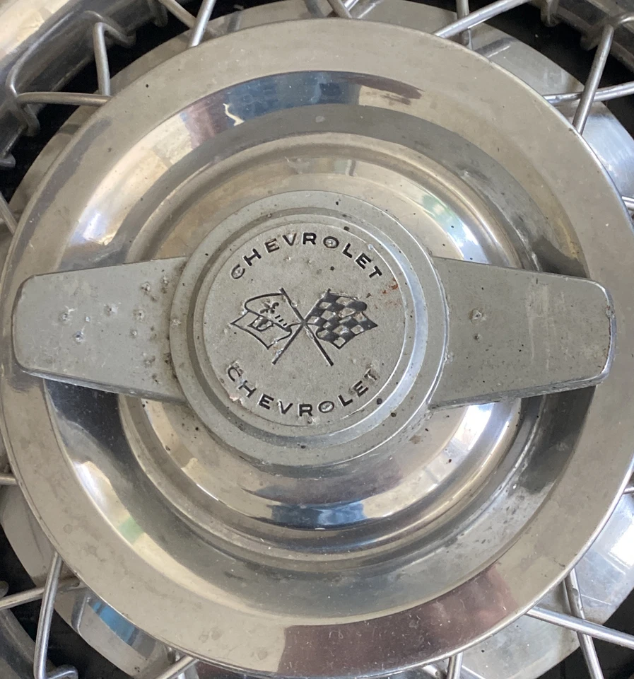 Chevrolet Hubcaps 1964 1965 1966 14” Wheel Covers Chevy II Set Of 4 Vintage - Image 3 of 4