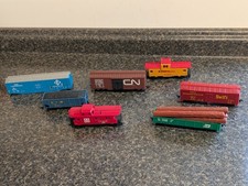 HO model Train Cars Lot Of 7 Various Caboose Cargo Coal