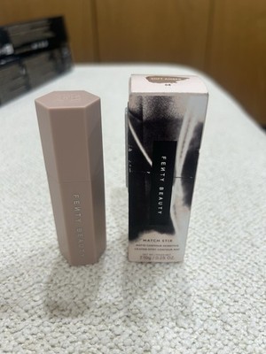 Fenty Beauty Match Stix Matte Contour Skinstick Soft Amber 08