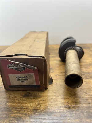 #ad Briggs amp; Stratton 494638 Crankshaft NOS OEM Vintage Small Engine Part USA $38.95
