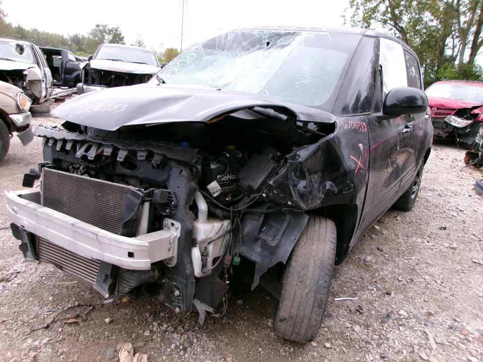 Cuarto de cristal izquierdo usado se adapta a: Fiat 500 2014 4 puertas tinte privacidad grado A izquierdo Foto 2 de 4