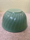 VINTAGE FIRE KING LARGE JADITE JADEITE 8" SWIRL MIXING BOWL Great Condition