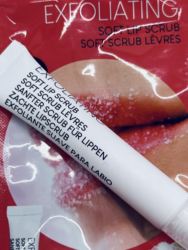 Scrub labbra esfoliante L'ACTION Paris 1 minuto cura della pelle made in Paris - Foto 14 di 14