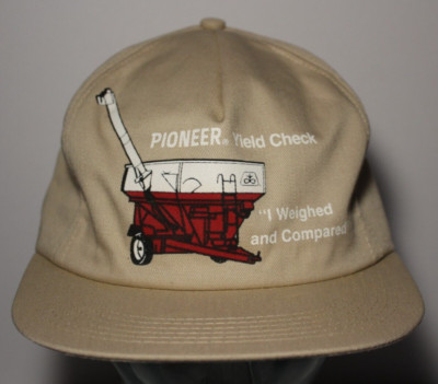 1980s PIONEER CORN HARVEST FARM HAT VINTAGE TRUCKER HAT CAP K-Products Made USA