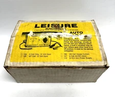 VINTAGE NOS LEISURE ELECTRONICS AUTO CHARGER 6 CELL/7 CELL 12 V INPUT & Battery