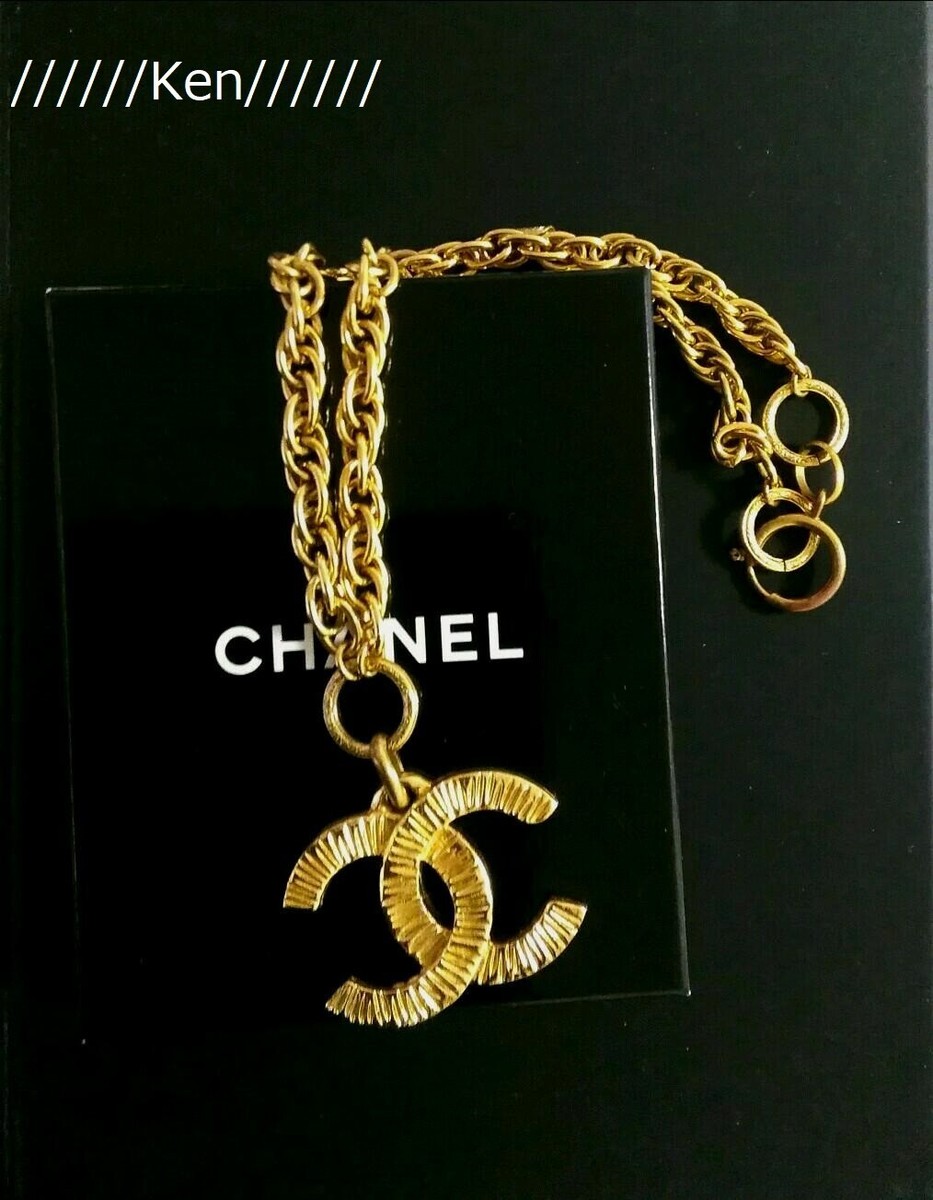 CHANEL nacklace coco mark ribbon ココマーク CHANEL Necklace AUTH Coco Mark chain CC Rare Pendant Vintage