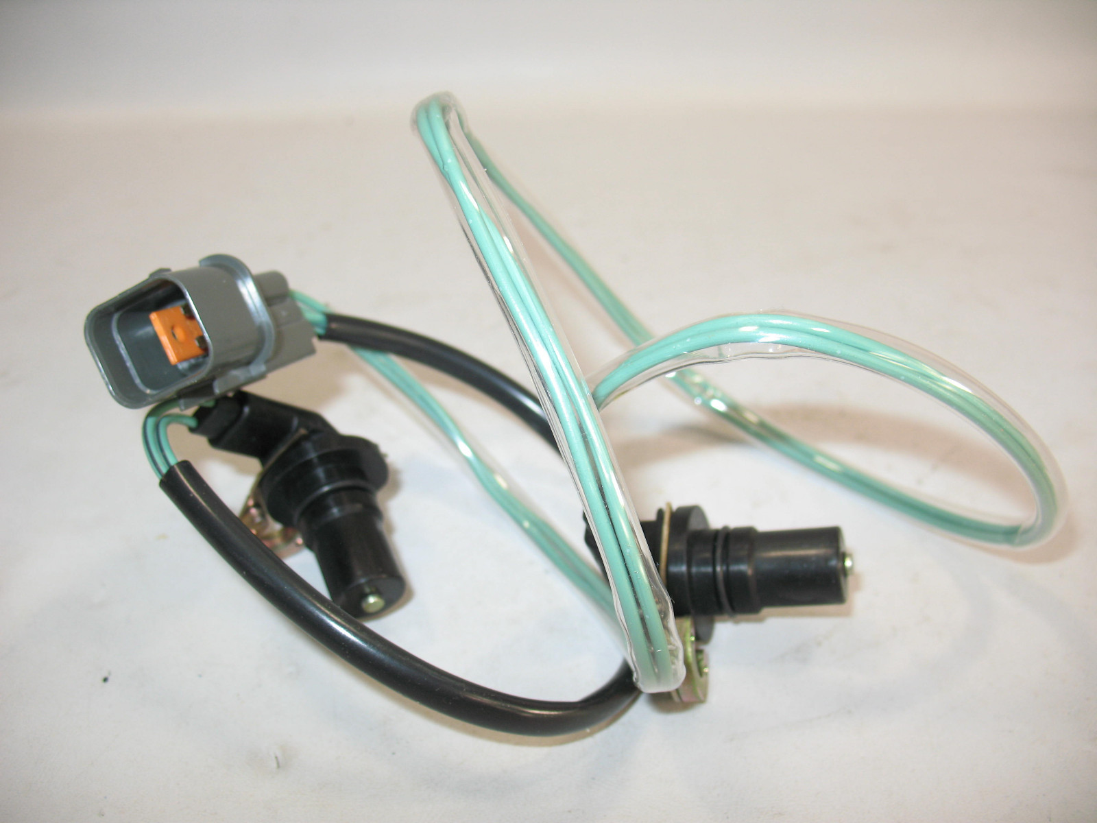 MD754143 Mitsubishi OEM Genuine Pulse Generator A/t for sale  