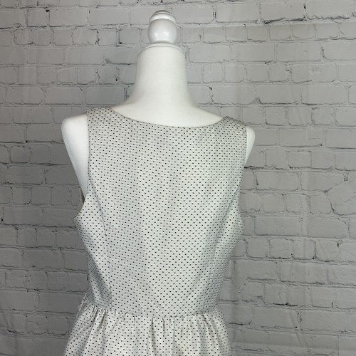 Vestido para mujer Kensie blanco con lunares negro ajuste sin mangas y llamaradas talla S-M - Imagen 4 de 11